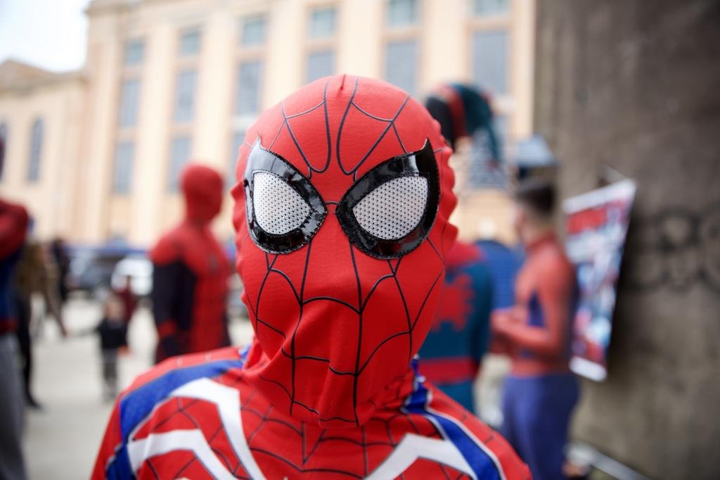 Encontro de cosplay de Homem-Aranha transforma o Gasômetro em