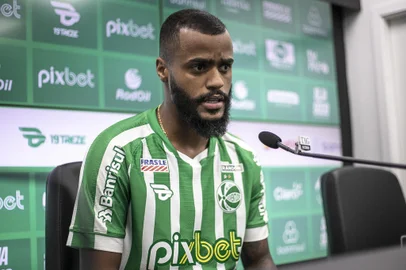 atleta é um dos sete reforços contratados pelo verdão para a sequência do brasileirão<!-- NICAID(15171579) -->