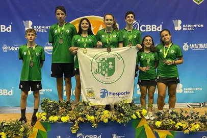 equipe comandada pelo técnico noeslem lima faturou um ouro e seis bronzes<!-- NICAID(15176107) -->