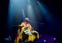 Milton Nascimento se despede de Porto Alegre com sucessos no palco e um público emocionado na plateia