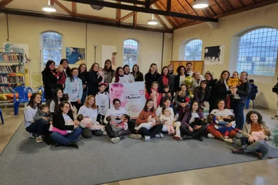 Empreendedoras realizam em Caxias do Sul o Mamaço, alusivo ao Agosto Dourado. <!-- NICAID(15189708) -->