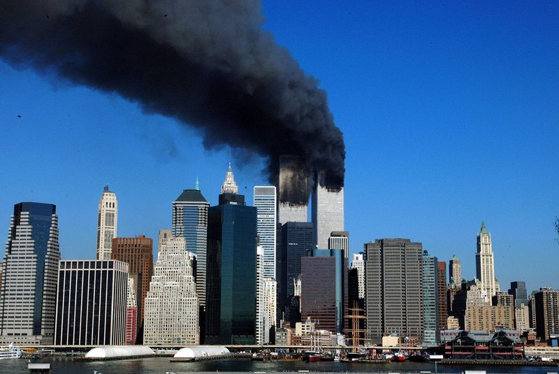 US-WORLD TRADE-DOWNTOWNThe twin towers of the World Trade Center billow smoke after hijacked airliners crashed into them early 11 September, 2001. The suspected terrorist attack has caused the collapsed of both towers.  AFP PHOTO/Henny Ray ABRAMS (Photo by HENNY RAY ABRAMS / AFP)Editoria: DISLocal: New YorkIndexador: HENNY RAY ABRAMSSecao: accident (general)Fonte: AFPFotógrafo: STR<!-- NICAID(14884214) -->