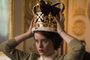 Claire Foy como a jovem Elizabeth II na série histórica da Netflix The Crown.<!-- NICAID(12551985) -->