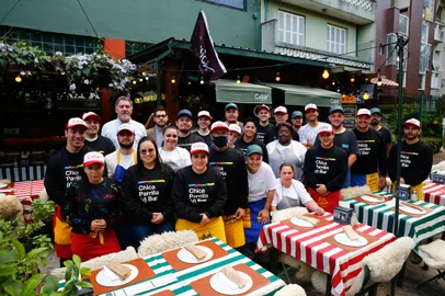 Porto Alegre, RS, BrasilRestaurante Chica Parrilla é eleito churrascaria mais querida de Porto Alegre.Indexador: Jonathan Hgeckler<!-- NICAID(15206338) -->