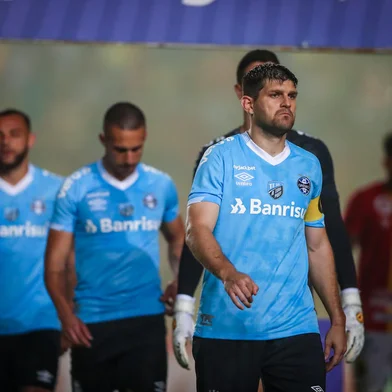 Gremio x Sampaio CorreaFUTEBOL/CAMPEONATO BRASILEIRO 2022 /GREMIO X SAMPAIO CORREA - ESPORTES - Lance da partida entre Gremio e Sampaio Correa disputada na noite desta sexta-feira, no EstÃ¡dio do CastelÃ£o, em Sao Luis, em partida valida pela Campeonato Brasileiro 2022. FOTO: LUCAS UEBEL/GREMIO FBPAEditoria: SPOLocal: Sao LuisIndexador: Lucas UebelSecao: futebolFonte: Gremio.netFotógrafo: Gremio x Sampaio Correa<!-- NICAID(15223004) -->