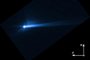 Esta imagem do Telescópio Espacial Hubble da NASA de 8 de outubro de 2022 mostra os detritos explodidos da superfície de Dimorphos 285 horas depois que o asteroide foi impactado intencionalmente pela espaçonave DART da NASA em 26 de setembro. A forma dessa cauda mudou ao longo do tempo. Os cientistas continuam a estudar este material e como ele se move no espaço, a fim de entender melhor o asteroide.<!-- NICAID(15232987) -->