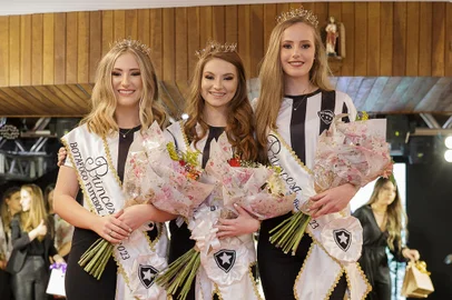 O trio eleito foi composto por:  rainha Débora Bonalume (23 anos) e as princesas Michele Milene Ferrazza (16 anos) e Julia Bonatto Catuzzo (18 anos).<!-- NICAID(15238911) -->