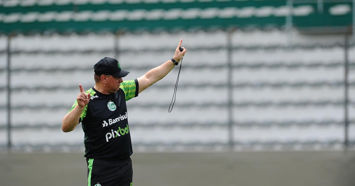 Celso Roth estreia no Juventude e busca retomada na carreira | Pioneiro