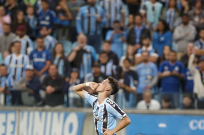 03/11/2022 - PORTO ALEGRE, RS - Grêmio x Brusque, Campeonato Brasileiro, Série B - FOTO: Jefferson Botega / Agência RBSIndexador: Jeff Botega<!-- NICAID(15255534) -->