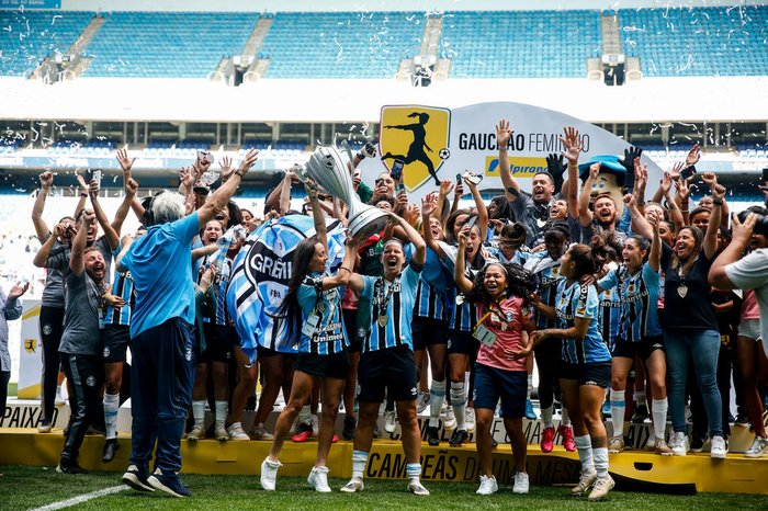 Feminino: Grêmio goleia Internacional e é campeão Gaúcho