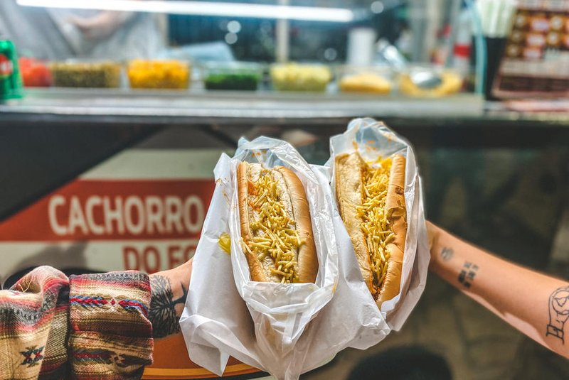 Dia do Cachorro-Quente: 5 casas especializadas em hot dog em SP