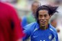 WC2002-MATCH57Brazilian midfielder Ronaldinho jubilates after he scored his teams second goal during the England/Brazil quarterfinal match of the FIFA 2002 Soccer World Cup, 21 June 2002 at Shizuoka Stadium Ecopa.  AFP PHOTO ANTONIO SCORZA Fonte: AFP Fotógrafo: ANTONIO SCORZA<!-- NICAID(884749) -->