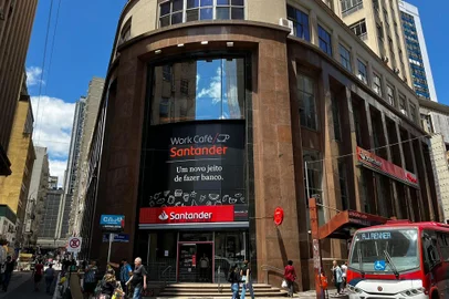 Agência centenária do Santander no Centro Histórico<!-- NICAID(15276252) -->