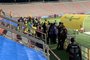 Mascote da seleção brasileira recebe torcedores no Qatar.<!-- NICAID(15276990) -->