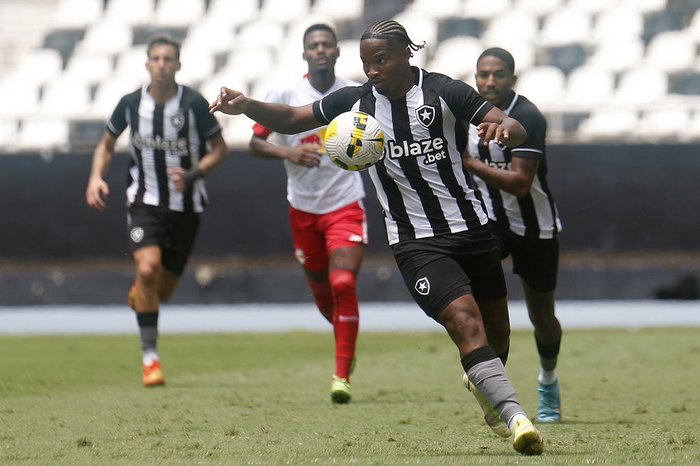 Vitor Silva / Botafogo,Divulgação Vitor Silva / Botafogo,Divulgação