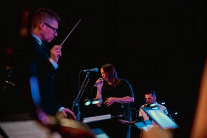 Orquestra de Garibaldi reapresenta BeatlesA Orquestra Municipal de Garibaldi reapresenta na próxima sexta-feira, dia 02 de dezembro de 2022, o Concerto The Beatles Jazz ¿ de Liverpool para Garibaldi, sob a Direção do Maestro Luiz Carlos Zeni Junior, com a participação especial das solistas Dani Ravizzoni e Tita Sachet. O concerto apresentado em setembro com lotação máxima, será reapresentado às 20 horas, na Praça Loureiro da Silva, integrando a programação do Natal Borbulhante 2022.<!-- NICAID(15278896) -->