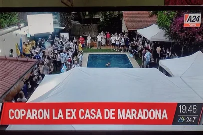 Casa de Maradona é aberta para torcida assistir Argentina na Copa<!-- NICAID(15282885) -->