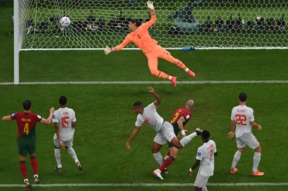 Portugals defender #03 Pepe scores his teams second goal during the Qatar 2022 World Cup round of 16 football match between Portugal and Switzerland at Lusail Stadium in Lusail, north of Doha on December 6, 2022. (Photo by Anne-Christine POUJOULAT / AFP)Editoria: SPOLocal: DohaIndexador: ANNE-CHRISTINE POUJOULATSecao: soccerFonte: AFPFotógrafo: STF<!-- NICAID(15287475) -->