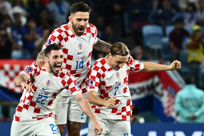 Croácia bate Japão nos pênaltis e vai às quartas de final da Copa