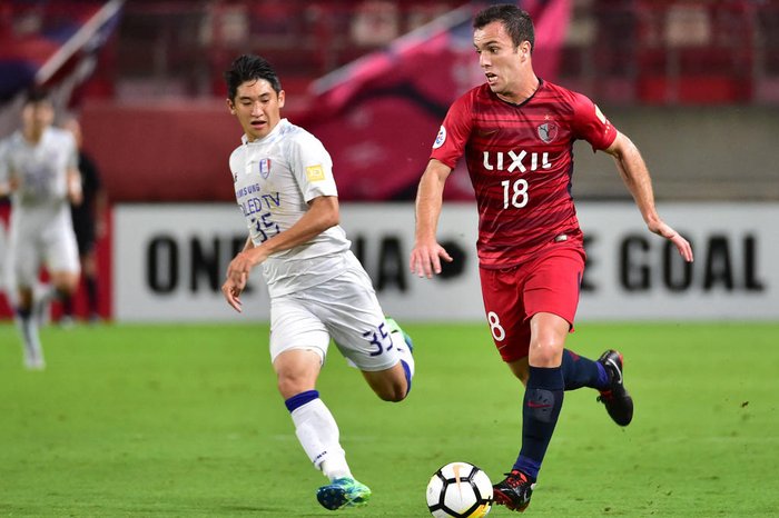 Grêmio negocia a contratação do meia Serginho, ex-Santos e América-MG