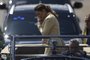 The wife of Brazils President-elect Luiz Inacio Lula da Silva, Rosangela da Silva, gestures on the Rolls-Royce that will take them to the National Congress for their inauguration ceremony, in Brasilia, on January 1, 2023. - Lula da Silva, a 77-year-old leftist who already served as president of Brazil from 2003 to 2010, takes office for the third time with a grand inauguration in Brasilia. (Photo by CARL DE SOUZA / AFP)Editoria: POLLocal: BrasíliaIndexador: CARL DE SOUZASecao: governmentFonte: AFPFotógrafo: STF<!-- NICAID(15309354) -->