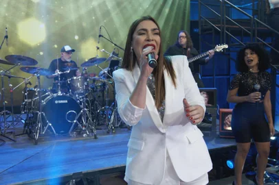 Naiara Azevedo no Altas Horas<!-- NICAID(15321983) -->