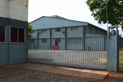 Malu Calçados<!-- NICAID(15339370) -->