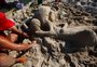 Concurso de esculturas na areia feitas por guarda-vidas resulta em obras criativas e curiosas em Torres