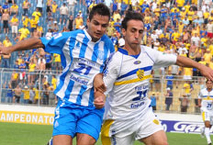 Vinícius Costa / null