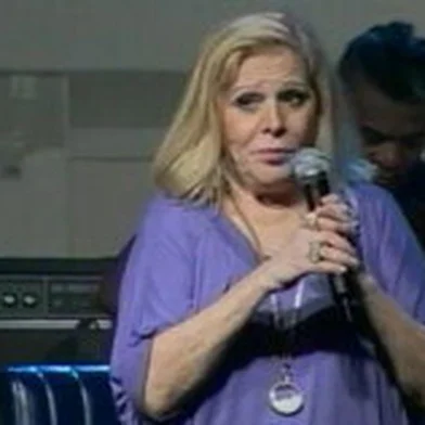 dol vanusa cantora esqueceu letra canção manaus dia dos pais holofote blog música 12/08/2010