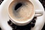 zol - café - bebida - cafezinho - bem-estar - 16/11/2010 - xícara - pires - semente de café